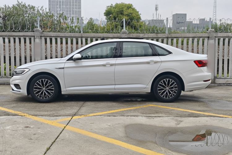 Used Volkswagen Sagitar 2020 200TSI DSG Comfort Version China VI Standard Exterior 3
