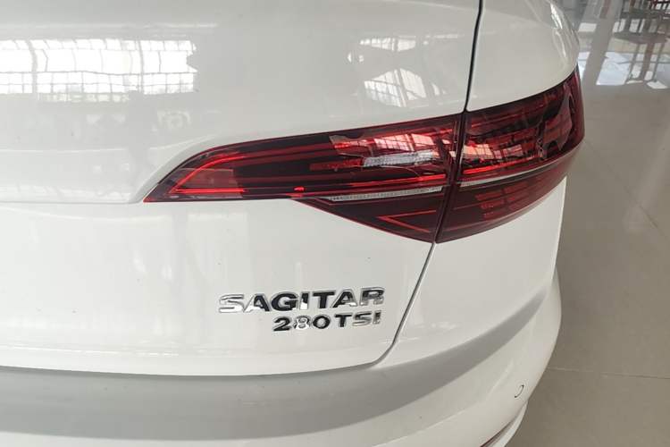 Used Volkswagen Sagitar 2020 280TSI DSG Comfort Version China VI Standard Exterior 3