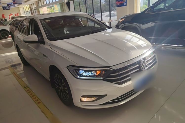Used Volkswagen Sagitar 2020 200TSI DSG Comfort Version China VI Standard Front Right 45 Deg
