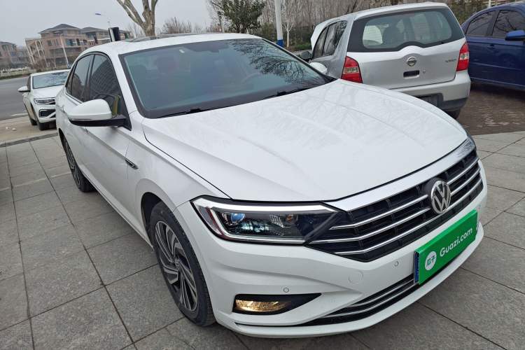 Used Volkswagen Sagitar 2020 280TSI DSG Luxury Version China VI Standard Front Right 45 Deg