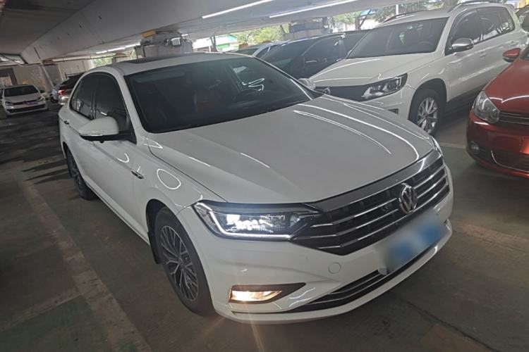 Used Volkswagen Sagitar 2020 280TSI DSG Comfort Version China VI Standard Front Right 45 Deg