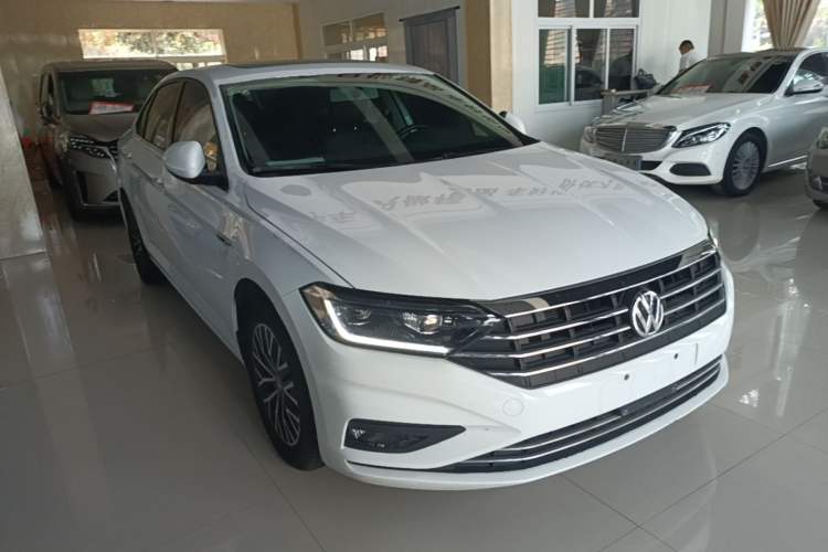 Used Volkswagen Sagitar 2020 280TSI DSG Comfort Version China VI Standard Front Right 45 Deg