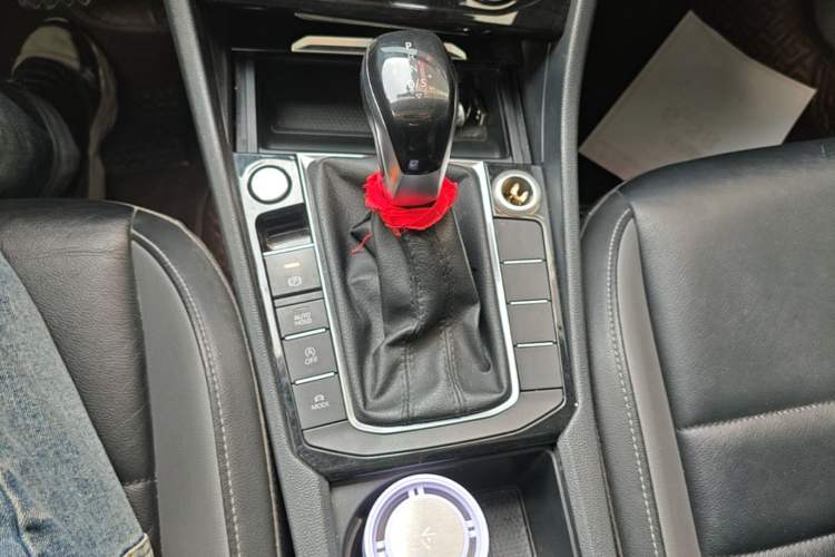 Used Volkswagen Sagitar 2020 280TSI DSG Comfort Version China VI Standard Gear Lever