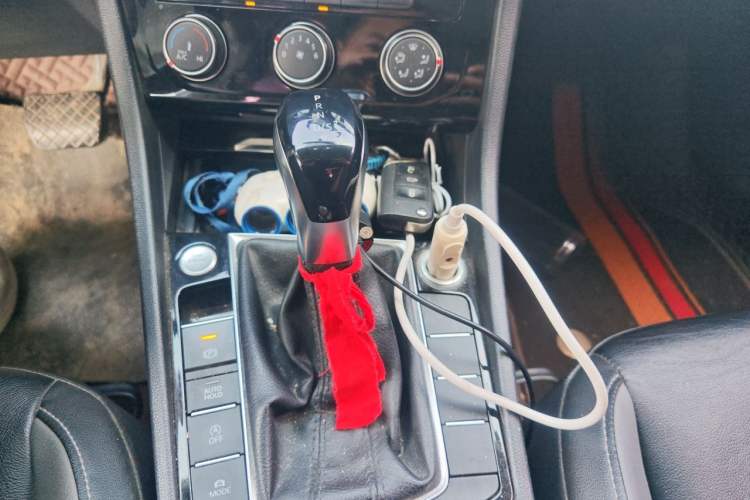 Used Volkswagen Sagitar 2020 280TSI DSG Comfort Version China VI Standard Gear Lever