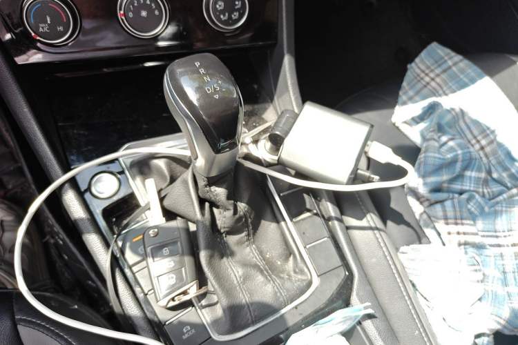 Used Volkswagen Sagitar 2020 280TSI DSG Comfort Version China VI Standard Gear Lever