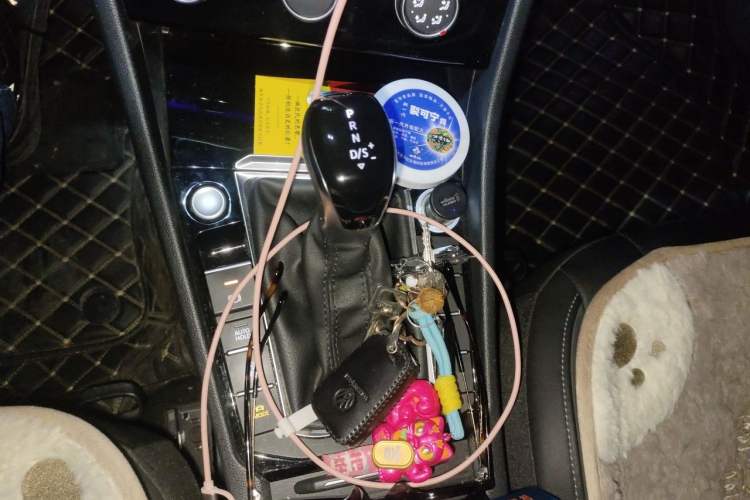 Used Volkswagen Sagitar 2020 280TSI DSG Comfort Version China VI Standard Gear Lever