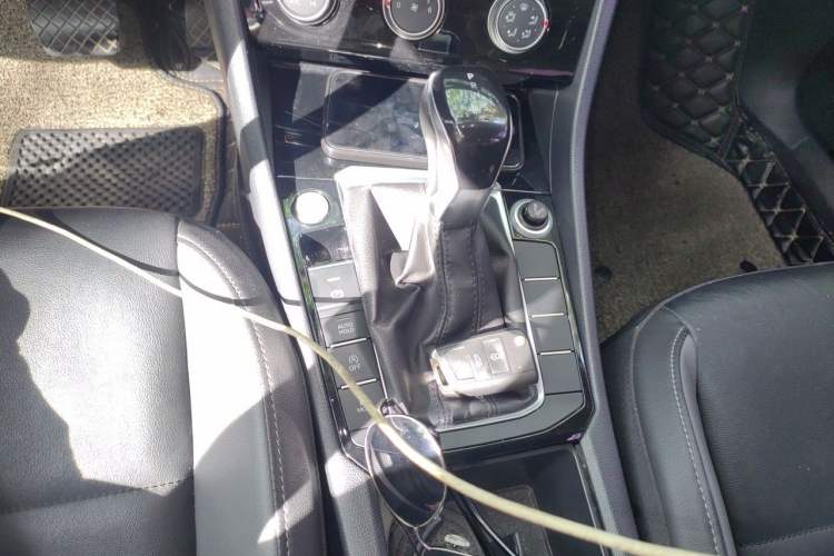 Used Volkswagen Sagitar 2020 280TSI DSG Comfort Version China VI Standard Gear Lever