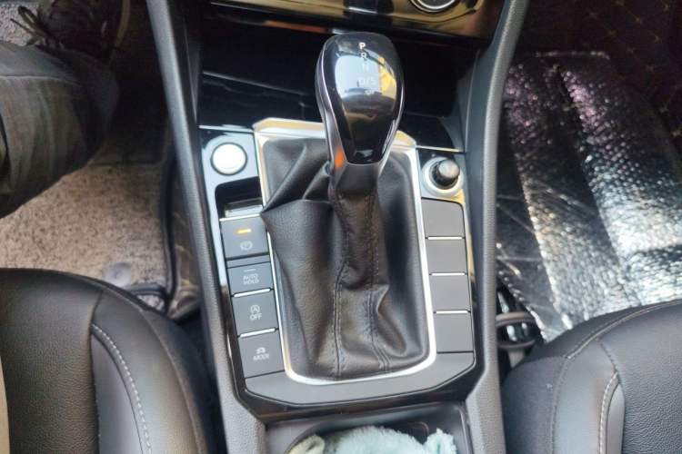 Used Volkswagen Sagitar 2020 280TSI DSG Comfort Version China VI Standard Gear Lever