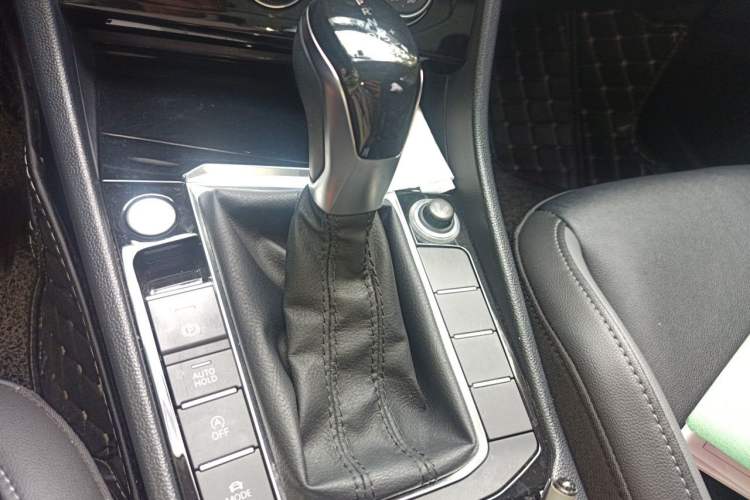 Used Volkswagen Sagitar 2020 280TSI DSG Comfort Version China VI Standard Gear Lever