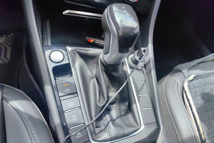 Used Volkswagen Sagitar 2020 280TSI DSG Comfort Version China VI Standard Gear Lever
