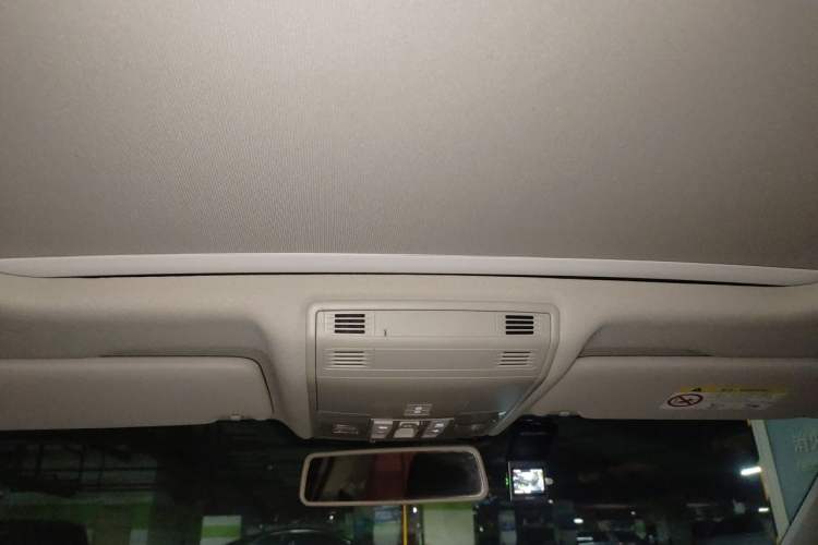 Used Volkswagen Sagitar 2020 280TSI DSG Comfort Version China VI Standard Headliner