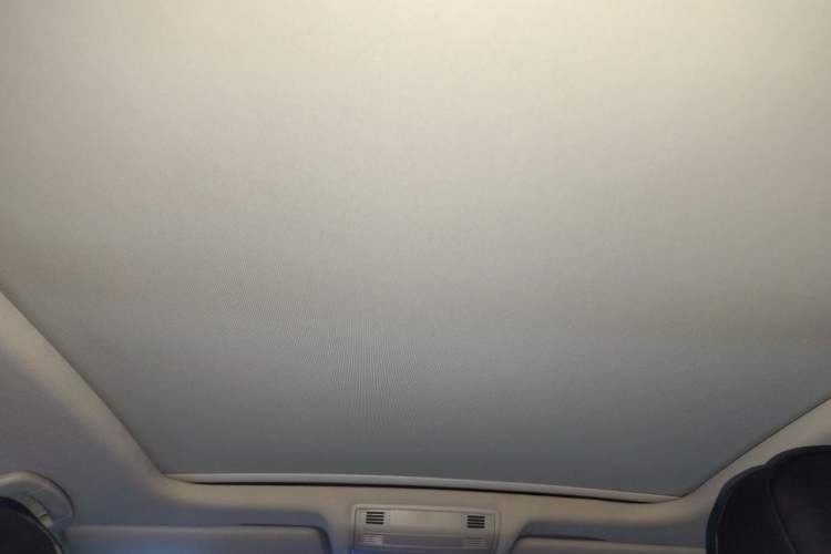 Used Volkswagen Sagitar 2020 200TSI DSG Comfort Version China VI Standard Headliner