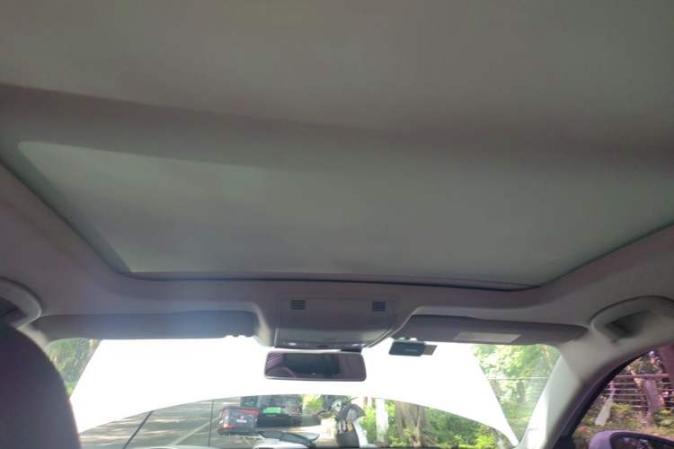 Used Volkswagen Sagitar 2020 280TSI DSG Comfort Version China VI Standard Headliner