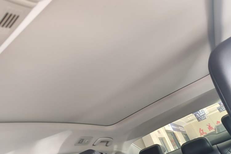 Used Volkswagen Sagitar 2020 200TSI DSG Comfort Version China VI Standard Headliner