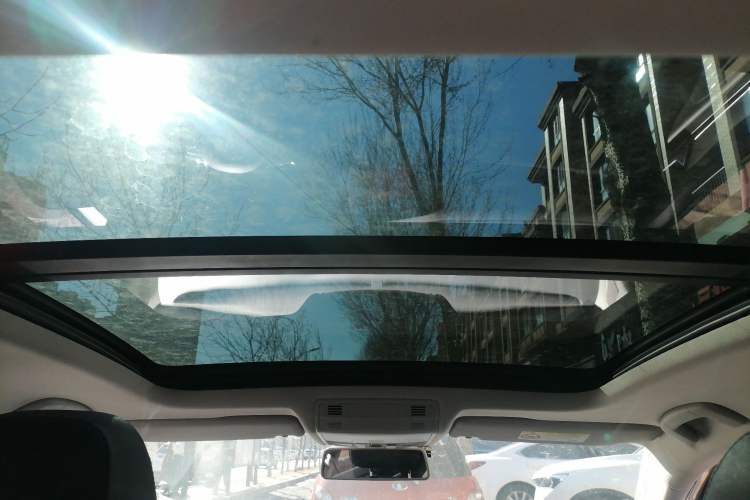 Used Volkswagen Sagitar 2020 200TSI DSG Comfort Version China VI Standard Headliner