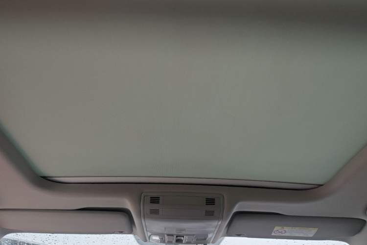Used Volkswagen Sagitar 2020 280TSI DSG Comfort Version China VI Standard Headliner