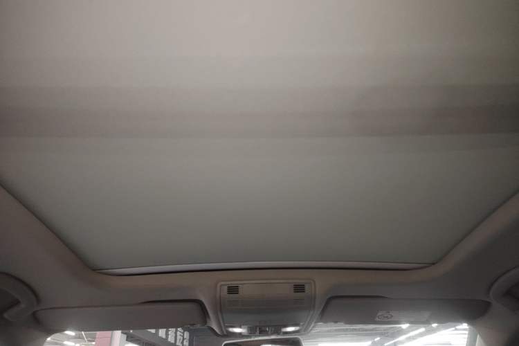Used Volkswagen Sagitar 2020 280TSI DSG Comfort Version China VI Standard Headliner