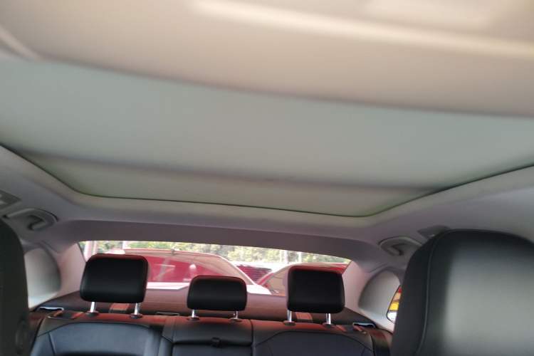Used Volkswagen Sagitar 2020 280TSI DSG Comfort Version China VI Standard Headliner