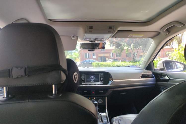 Used Volkswagen Sagitar 2020 280TSI DSG Comfort Version China VI Standard Headliner
