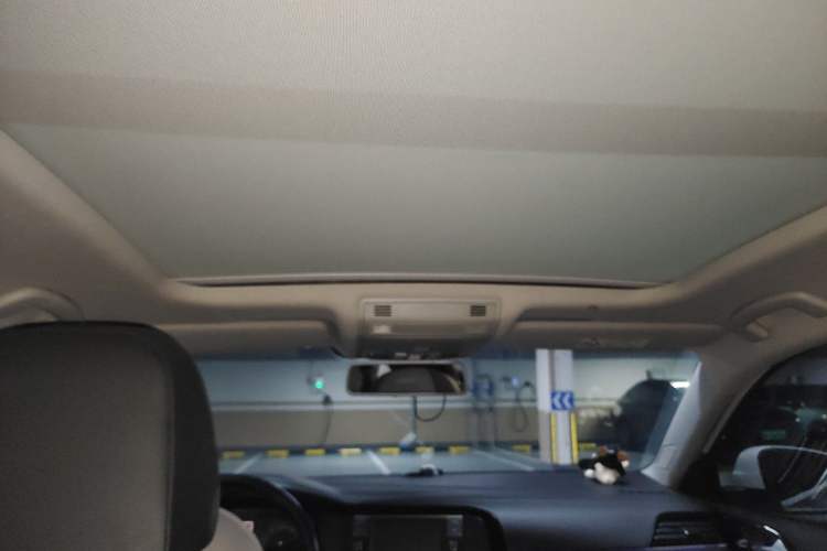 Used Volkswagen Sagitar 2020 280TSI DSG Comfort Version China VI Standard Headliner