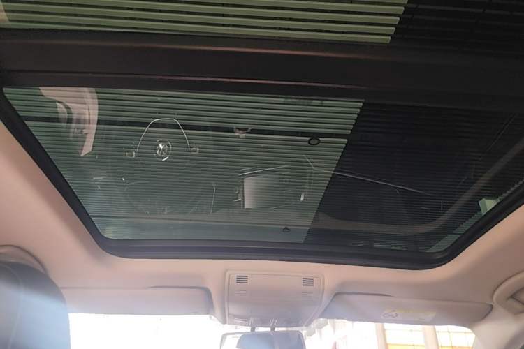 Used Volkswagen Sagitar 2020 280TSI DSG Comfort Version China VI Standard Headliner