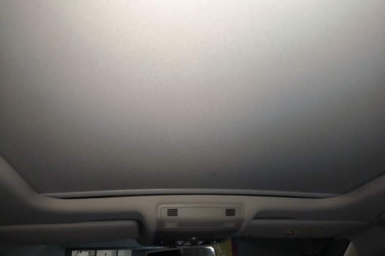 Used Volkswagen Sagitar 2020 280TSI DSG Comfort Version China VI Standard Headliner