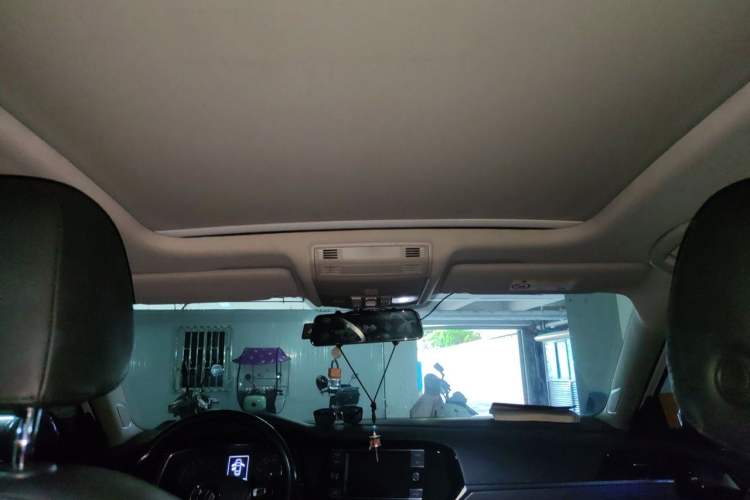 Used Volkswagen Sagitar 2020 280TSI DSG Comfort Version China VI Standard Headliner