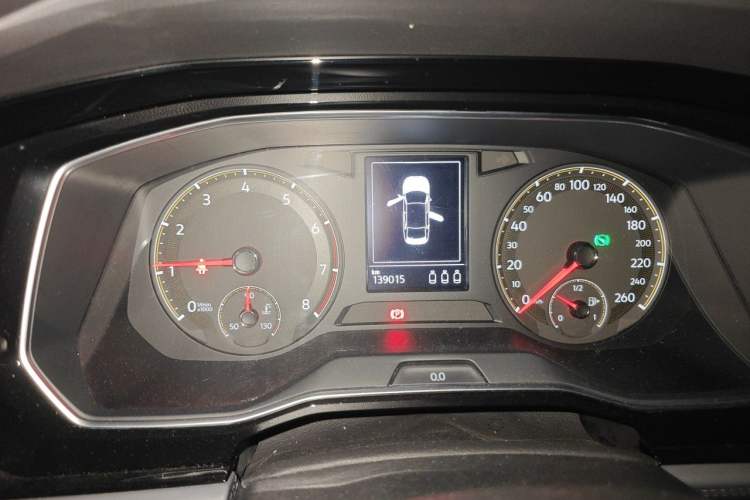 Used Volkswagen Sagitar 2020 200TSI DSG Comfort Version China VI Standard Instrument Cluster