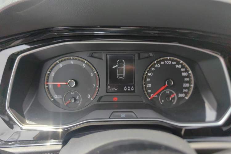 Used Volkswagen Sagitar 2020 280TSI DSG R-Line China VI Instrument Cluster