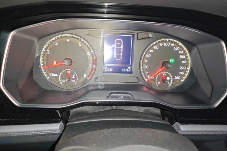 Used Volkswagen Sagitar 2020 200TSI DSG Comfort Version China VI Standard Instrument Cluster