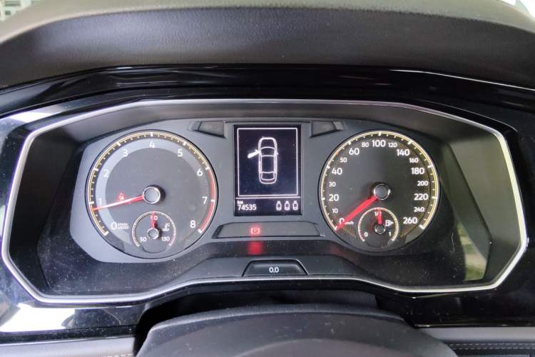 Used Volkswagen Sagitar 2020 280TSI DSG Comfort Version China VI Standard Instrument Cluster