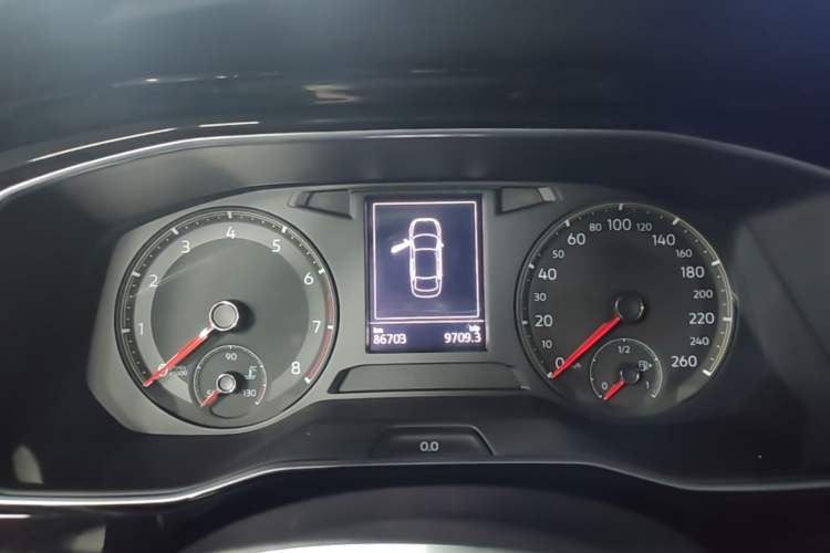 Used Volkswagen Sagitar 2020 200TSI DSG Comfort Version China VI Standard Instrument Cluster
