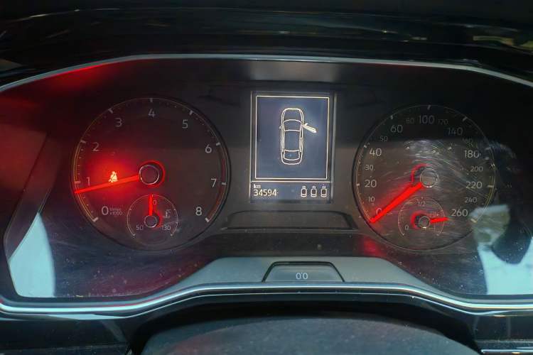Used Volkswagen Sagitar 2020 280TSI DSG Comfort Version China VI Standard Instrument Cluster
