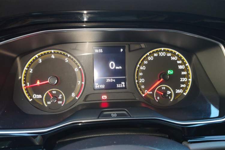 Used Volkswagen Sagitar 2020 280TSI DSG Comfort Version China V Standard Instrument Cluster