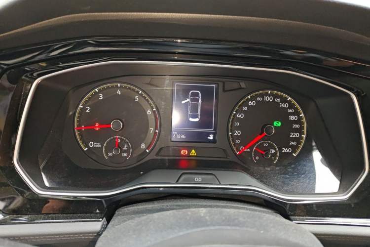 Used Volkswagen Sagitar 2020 200TSI DSG Comfort Version China VI Standard Instrument Cluster