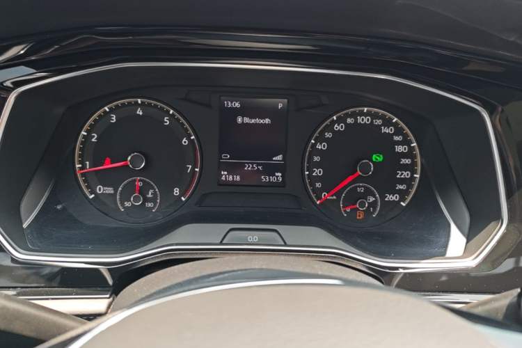 Used Volkswagen Sagitar 2020 200TSI DSG Comfort Version China VI Standard Instrument Cluster