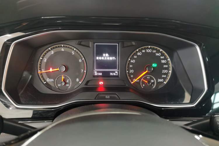 Used Volkswagen Sagitar 2020 200TSI DSG Comfort Version China VI Standard Instrument Cluster