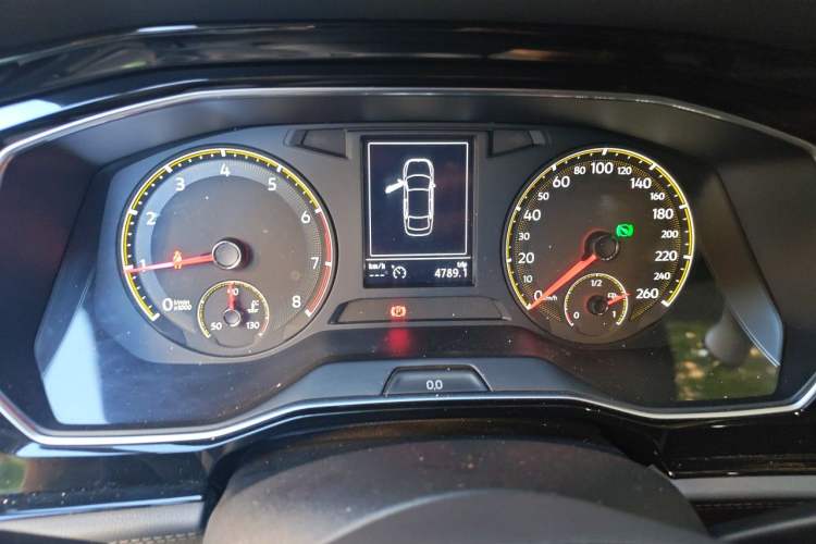 Used Volkswagen Sagitar 2020 280TSI DSG Comfort Version China VI Standard Instrument Cluster