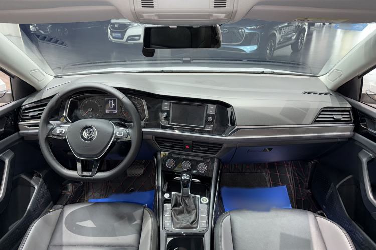 Used Volkswagen Sagitar 2020 280TSI DSG Comfort Version China VI Standard Interior 1