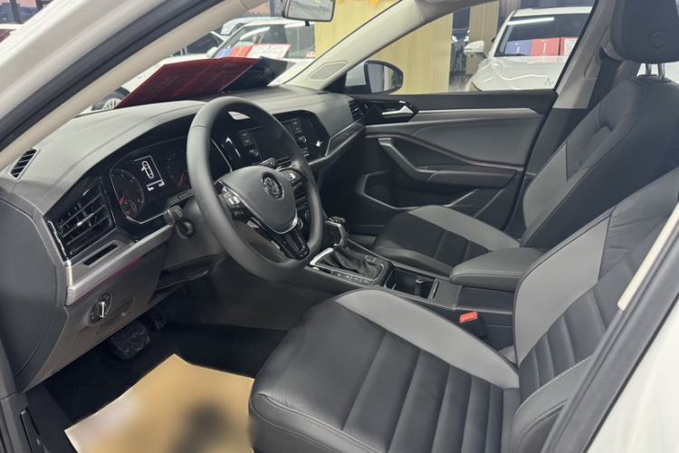 Used Volkswagen Sagitar 2020 280TSI DSG Comfort Version China VI Standard Interior 2