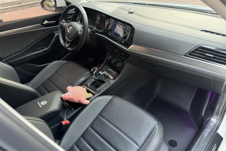Used Volkswagen Sagitar 2020 200TSI DSG Comfort Version China VI Standard Interior 2