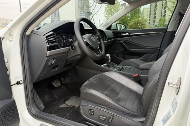 Used Volkswagen Sagitar 2020 280TSI DSG Luxury Version China VI Standard Interior 2