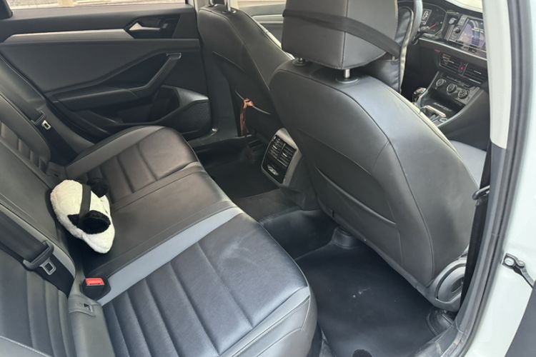 Used Volkswagen Sagitar 2020 200TSI DSG Comfort Version China VI Standard Interior 3