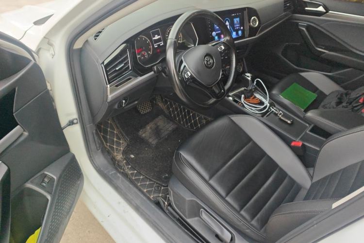 Used Volkswagen Sagitar 2020 280TSI DSG Comfort Version China VI Standard Interior 3