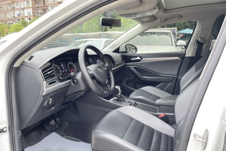 Used Volkswagen Sagitar 2020 280TSI DSG Comfort Version China VI Standard Interior 4