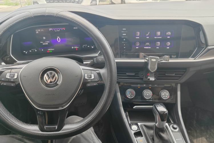 Used Volkswagen Sagitar 2020 280TSI DSG Comfort Version China V Standard Interior 5