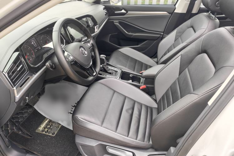 Used Volkswagen Sagitar 2020 200TSI DSG Comfort Version China VI Standard Interior 6