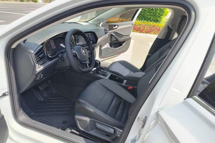 Used Volkswagen Sagitar 2020 280TSI DSG Comfort Version China VI Standard Interior 7