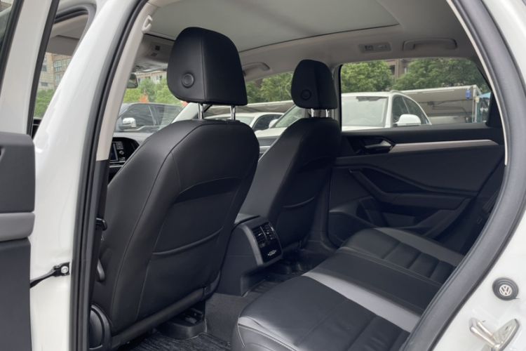 Used Volkswagen Sagitar 2020 280TSI DSG Comfort Version China VI Standard Interior 8