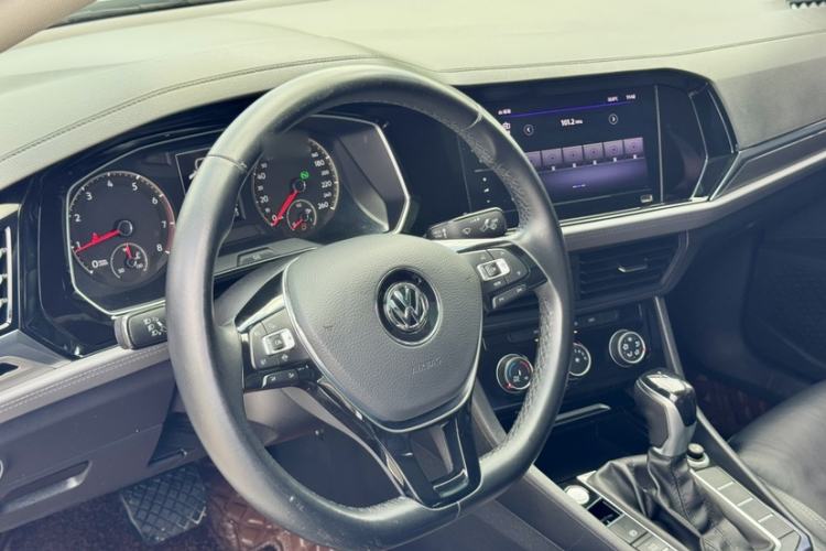 Used Volkswagen Sagitar 2020 280TSI DSG Comfort Version China VI Standard Interior 9